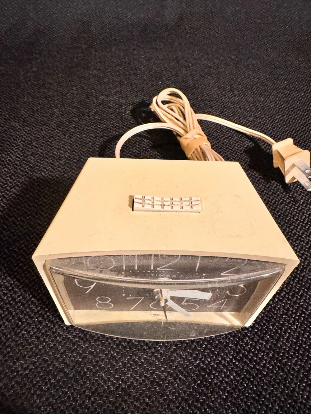 Vintage Timex Lighted Dial Electric Alarm Clock Made USA Tested Working Beige